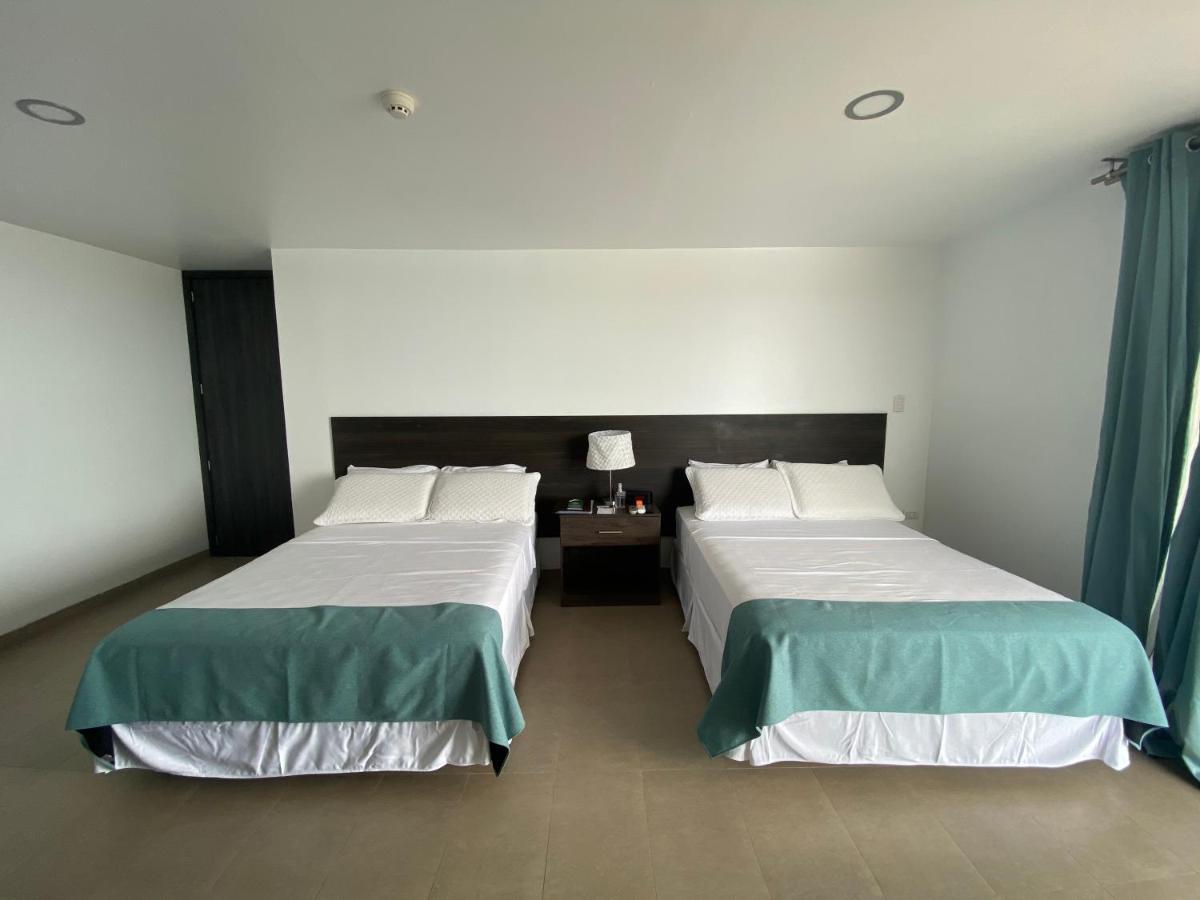 Galapagos Sunset Hotel 푸에르토 바케리조 모레노 외부 사진