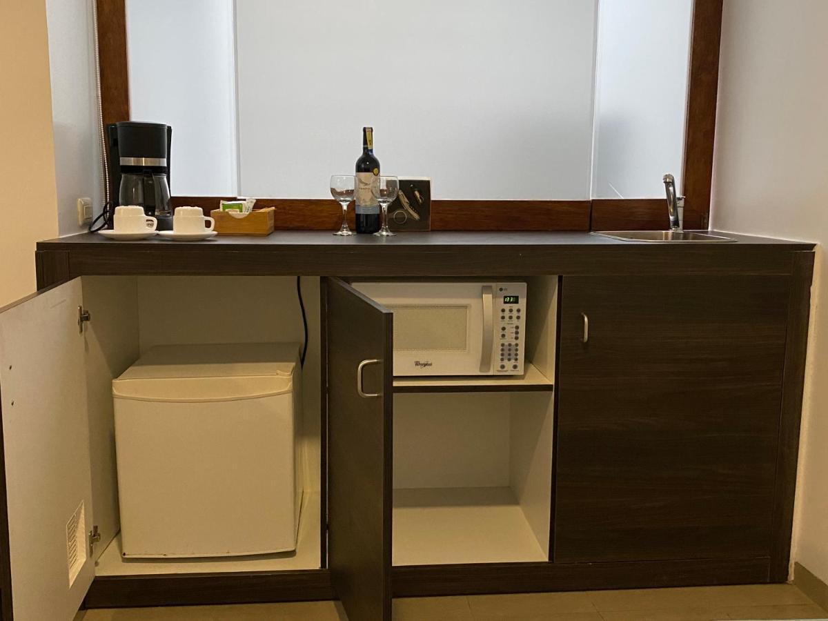 Galapagos Sunset Hotel 푸에르토 바케리조 모레노 외부 사진