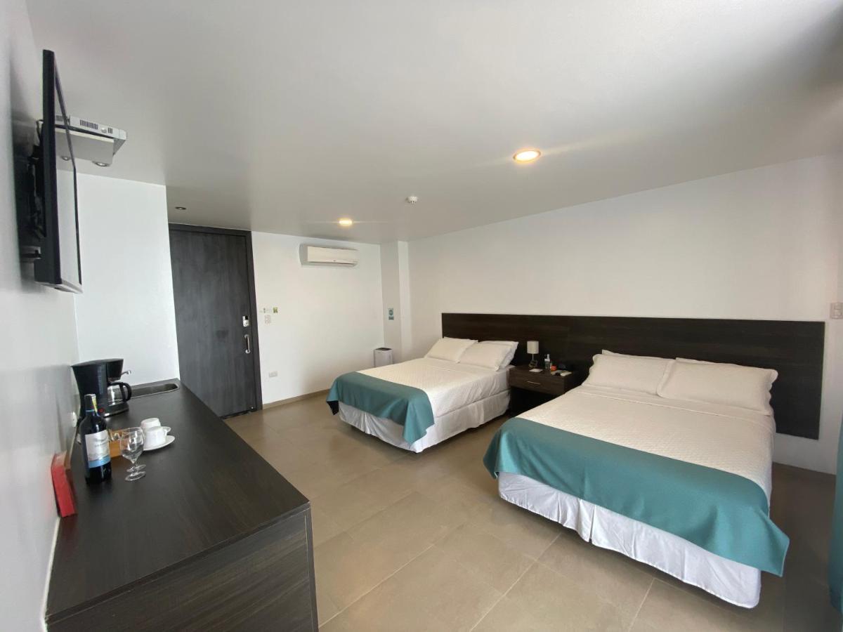 Galapagos Sunset Hotel 푸에르토 바케리조 모레노 외부 사진