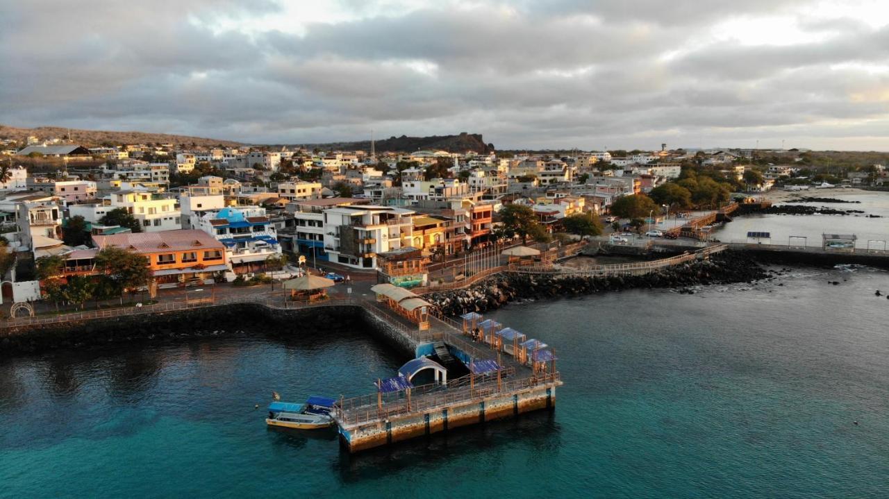 Galapagos Sunset Hotel 푸에르토 바케리조 모레노 외부 사진