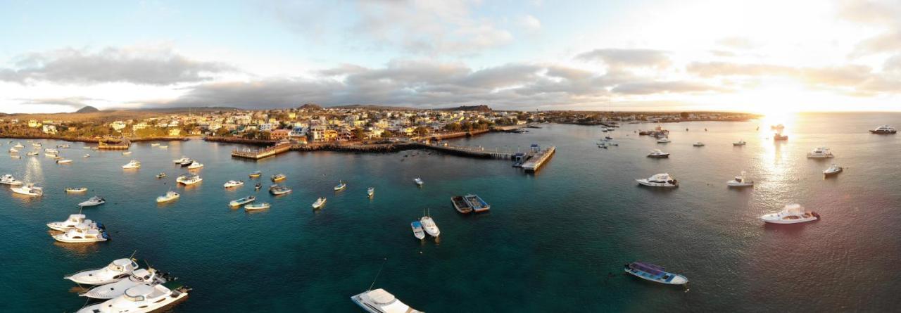 Galapagos Sunset Hotel 푸에르토 바케리조 모레노 외부 사진