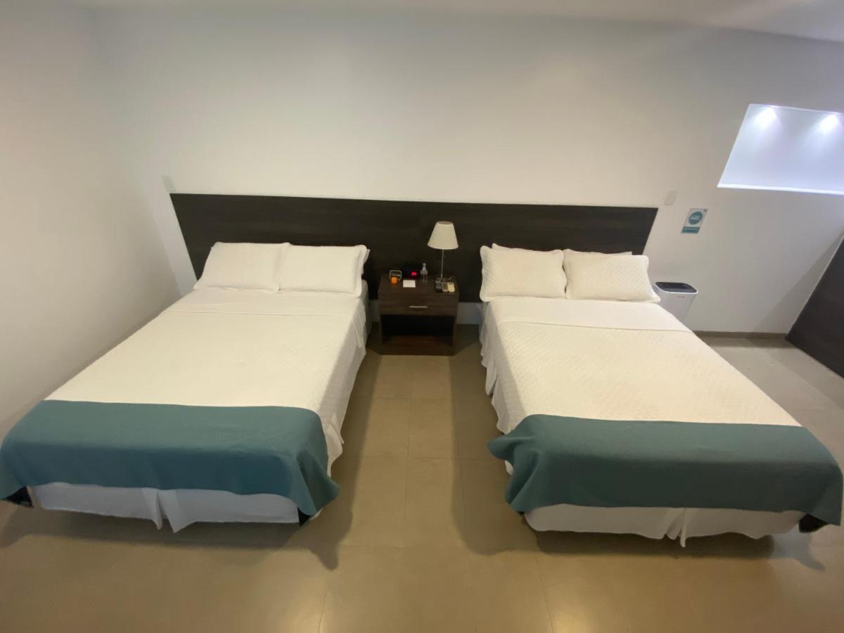 Galapagos Sunset Hotel 푸에르토 바케리조 모레노 외부 사진