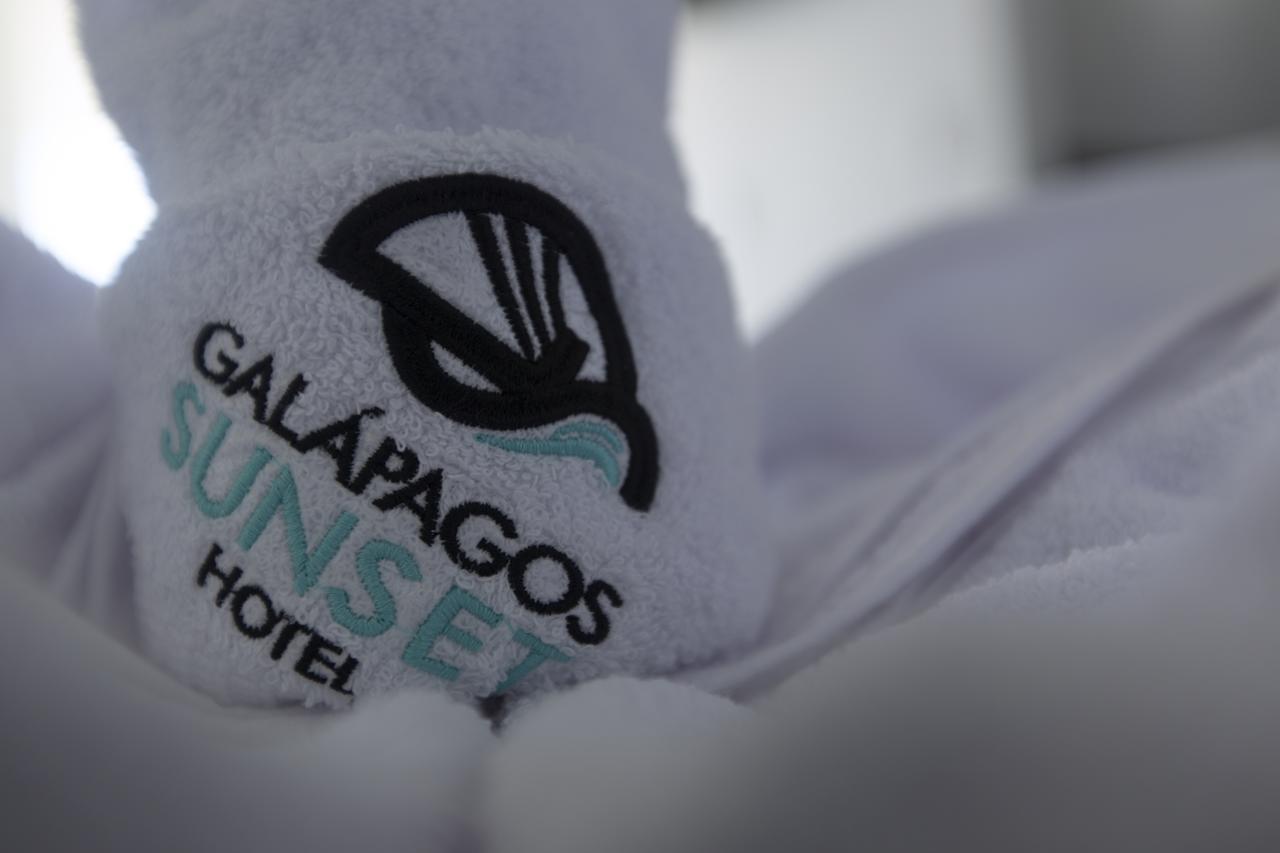 Galapagos Sunset Hotel 푸에르토 바케리조 모레노 외부 사진
