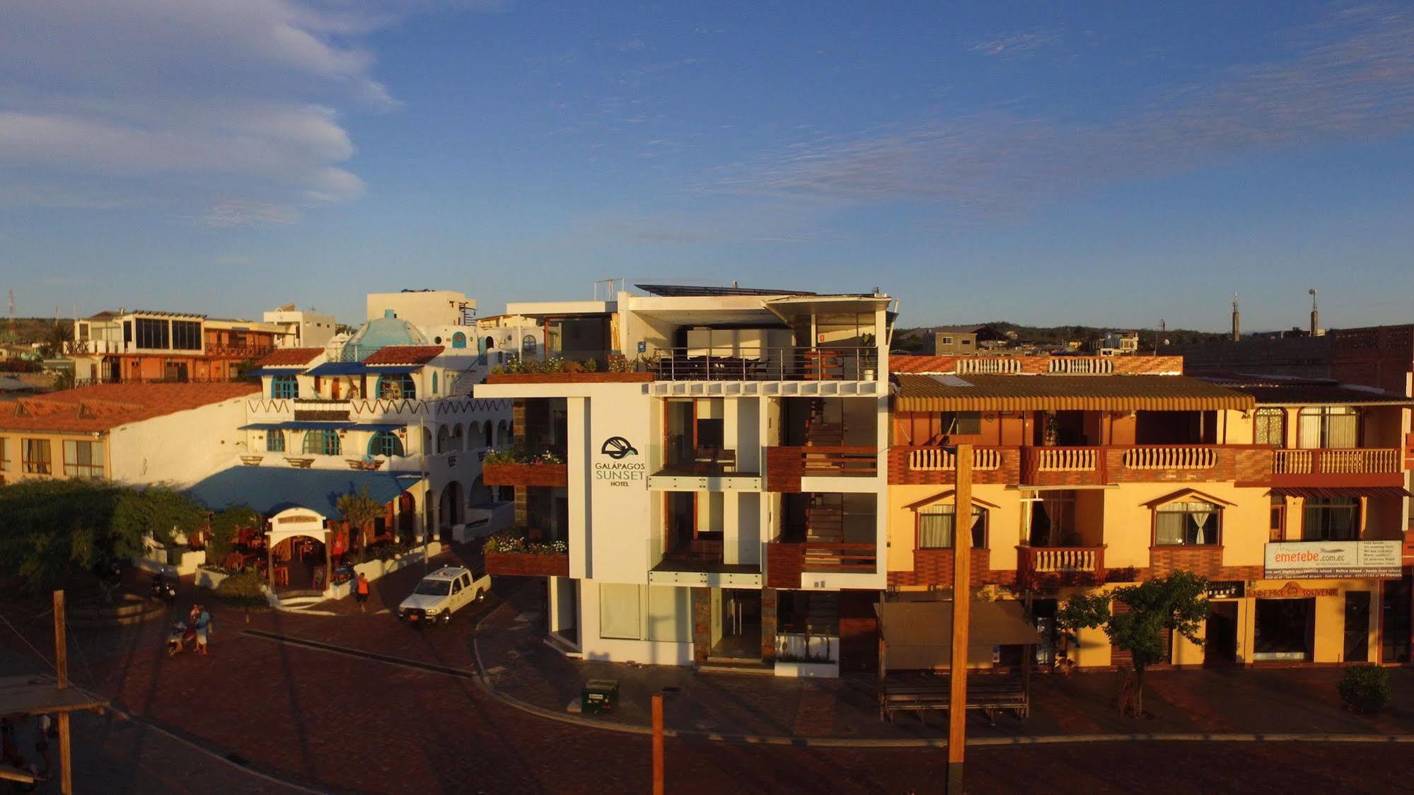 Galapagos Sunset Hotel 푸에르토 바케리조 모레노 외부 사진