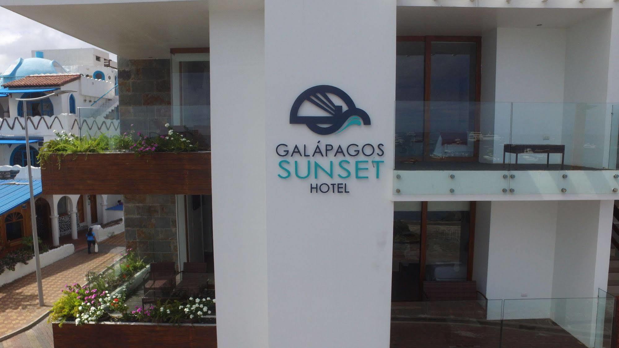 Galapagos Sunset Hotel 푸에르토 바케리조 모레노 외부 사진