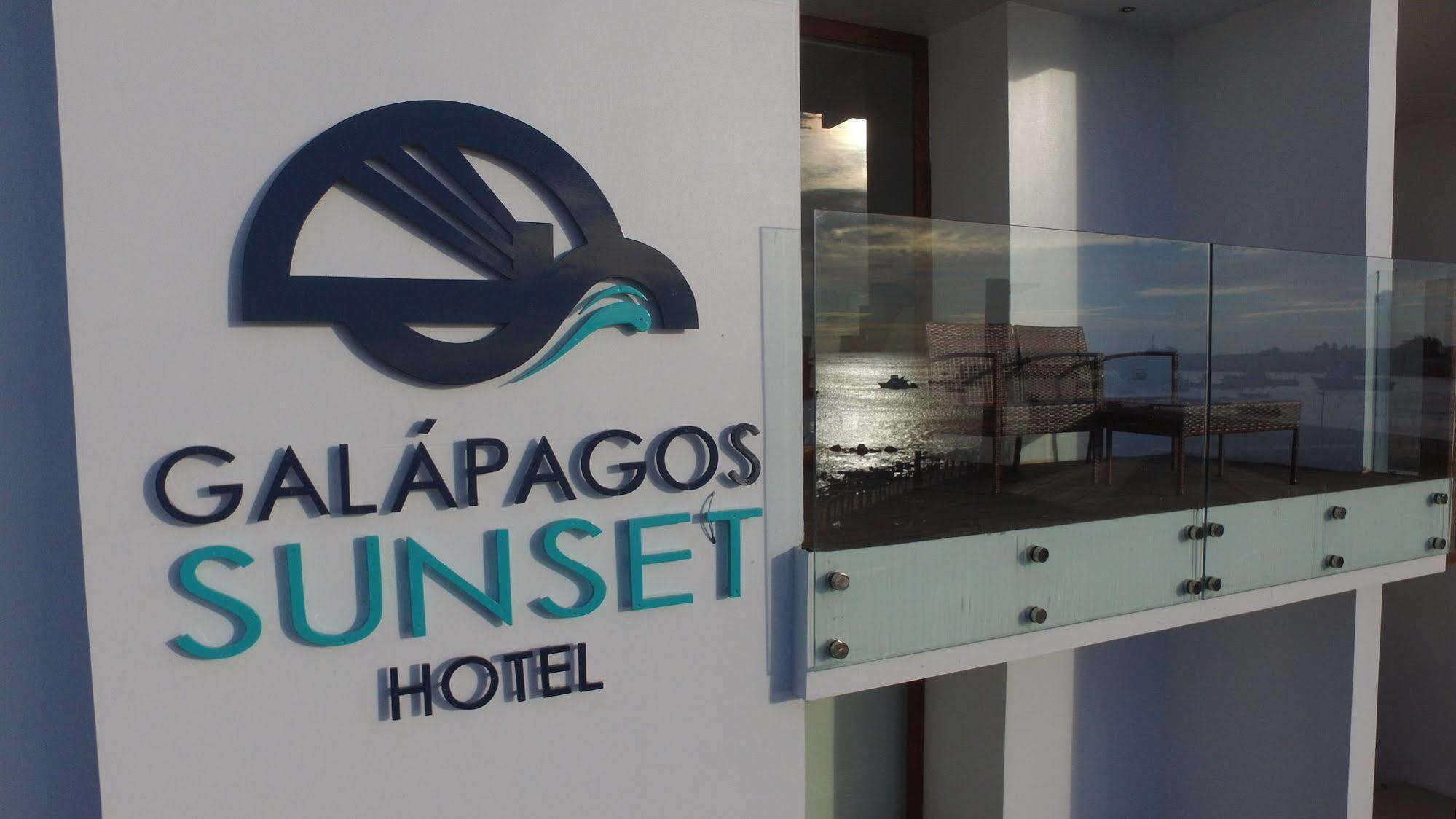 Galapagos Sunset Hotel 푸에르토 바케리조 모레노 외부 사진